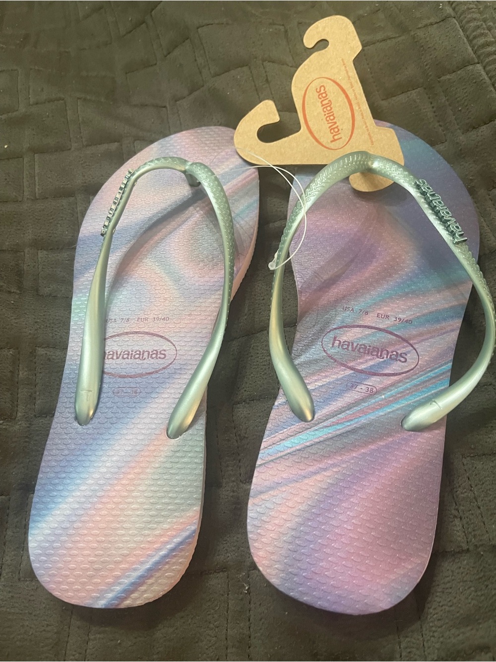 Havaianas  Flip Flops - Pink, Blue & Purple size 7/8. New sku 3207